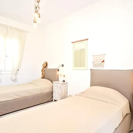 Spacious House With Sea View In Ag. Arsenios, Garden Glinado Naxos