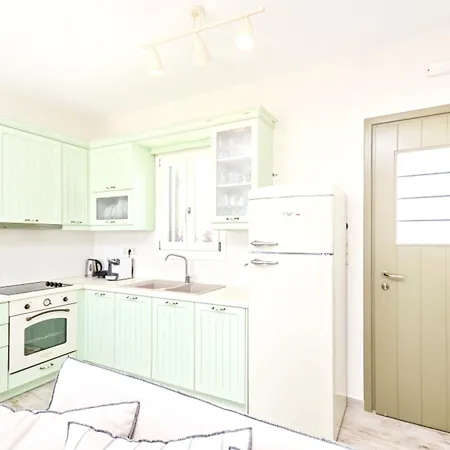 펜션 Spacious House With Sea View In Ag. Arsenios, Garden *