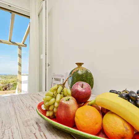 펜션 Spacious House With Sea View In Ag. Arsenios, Garden