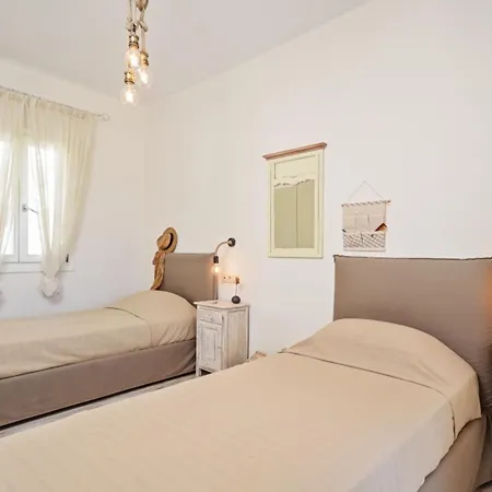 Spacious House With Sea View In Ag. Arsenios, Garden Semesterbostad *