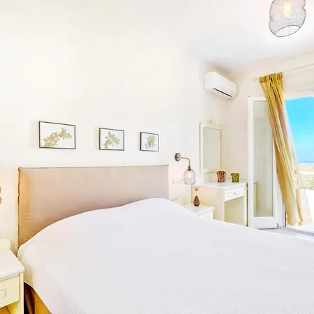 Spacious House With Sea View In Ag. Arsenios, Garden Glinado Naxos